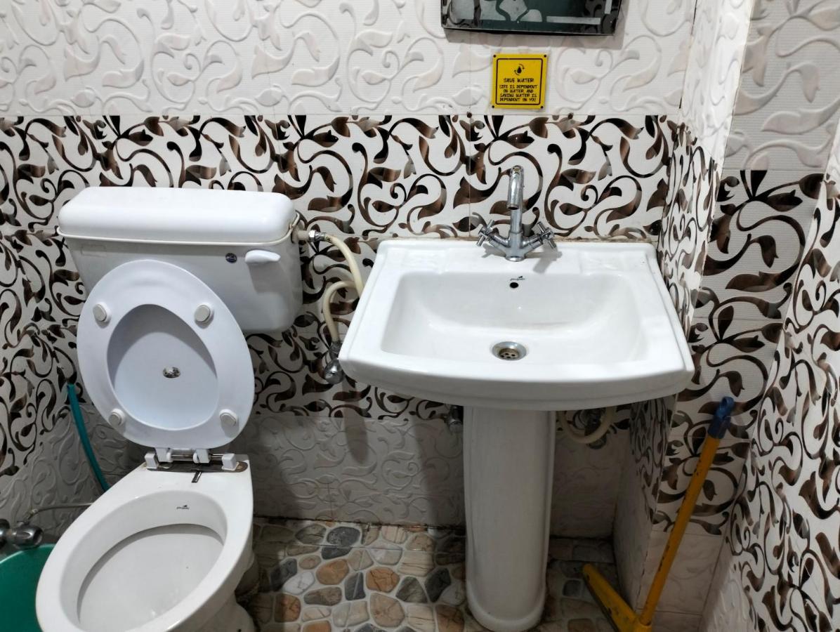 Aman Inn Дхарамсала Екстериор снимка