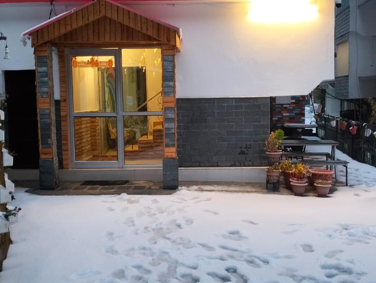 Aman Inn Дхарамсала Екстериор снимка