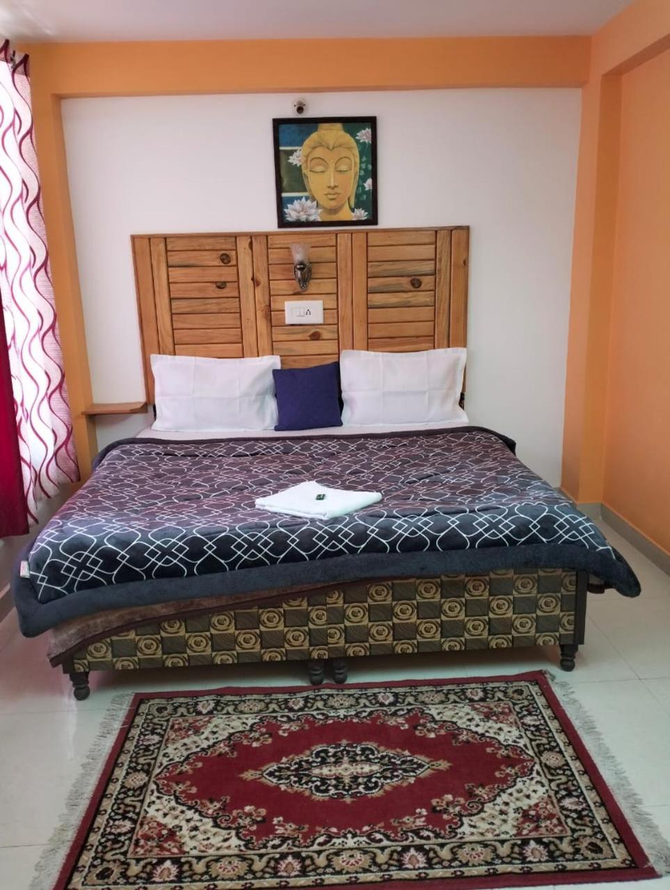 Aman Inn Дхарамсала Екстериор снимка